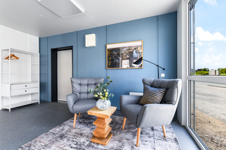 Showroom Lounge